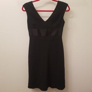 Ann Taylor Lovely Sleeveless Black Dress